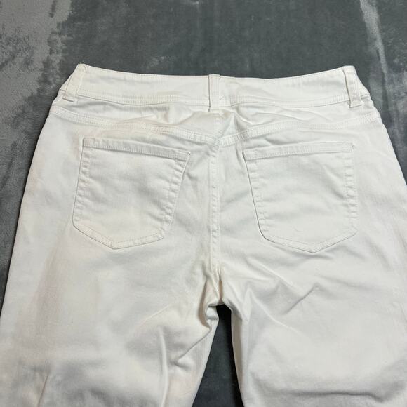 Chico's Embellished Capri Jeans Size 4/S Casual Preppy Coastal Beach Minimalist - Picture 6 of 10